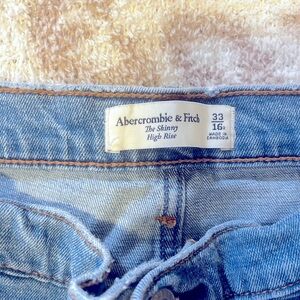 Abercrombie & Fitch High Rise Skinny Jeans size 33